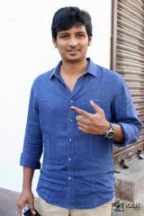 Celebrities Cast Vote in TN Elections